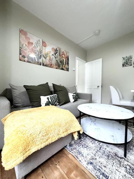 Quirky 3 Bedroom Flat In Shoreditch London Exterior photo